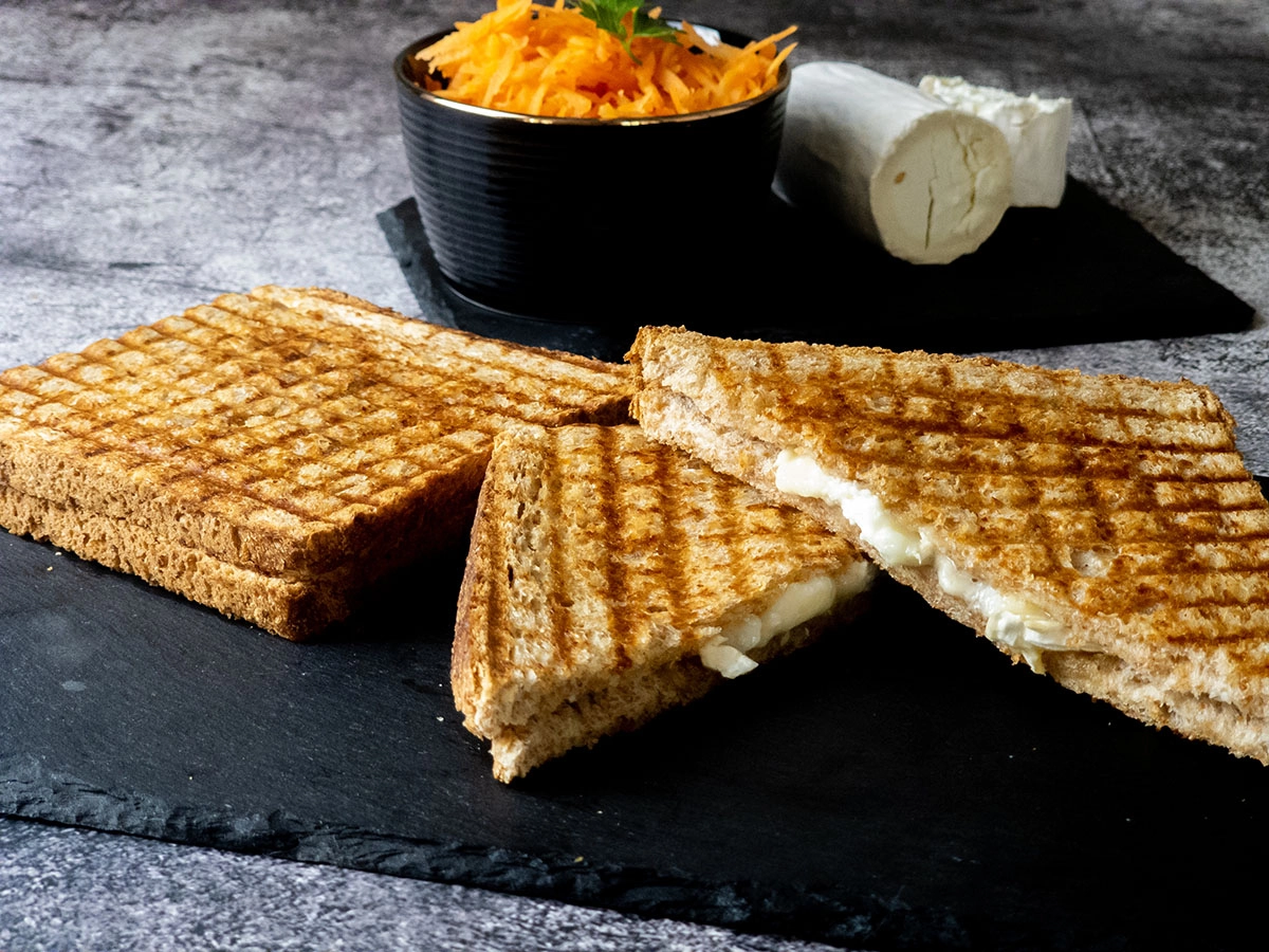 Grilled cheese chèvre version healthy FitFastFoodie